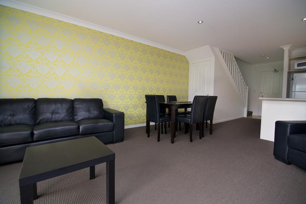 Blue Water Bay Villas Gold Coast Quarto foto